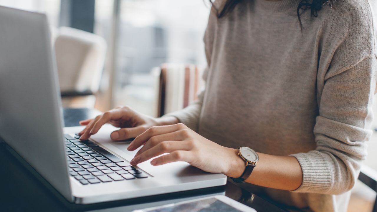 Trouver des infos sur les entreprises pour un stage Trouver des infos sur les entreprises pour un stage